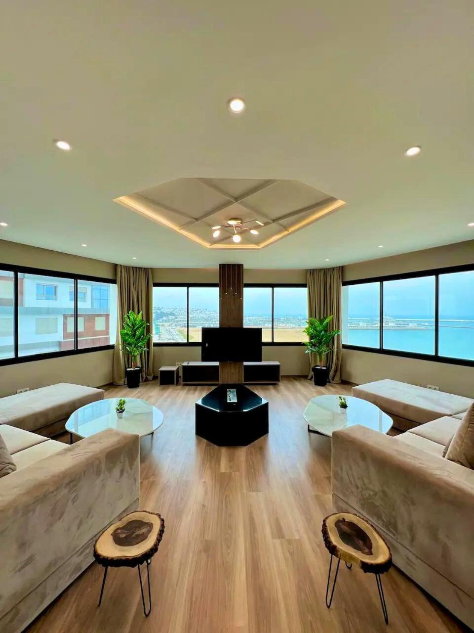 Ferienwohnung The Mirage Tangier - 3Br Luxury Sea View With Private Hammam & Jacuzzi Exterior foto